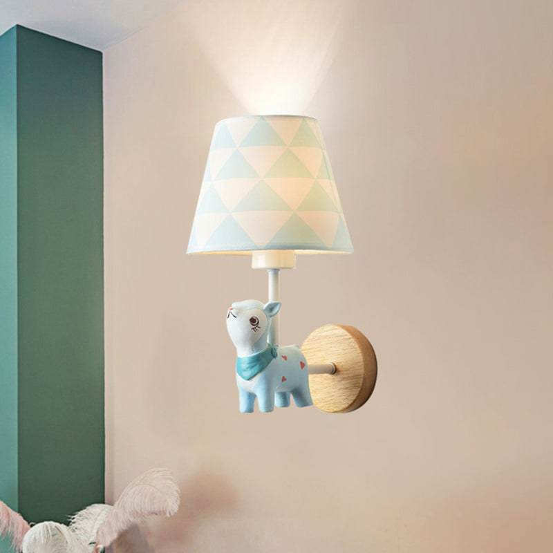 Frendorf | Moderne Wandlampe Reduzierter Schatten Einzel Licht Holz Wandlampe mit Tier für Teen