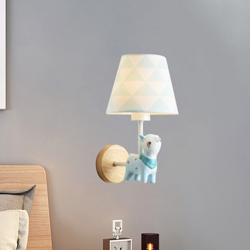 Frendorf | Moderne Wandlampe Reduzierter Schatten Einzel Licht Holz Wandlampe mit Tier für Teen