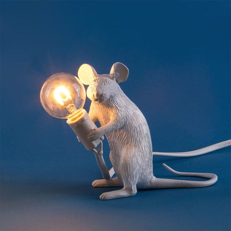 Harzrat-förmige Tischlampe Kreative 1-Licht Nachtbeleuchtung mit Bare Bulb Design