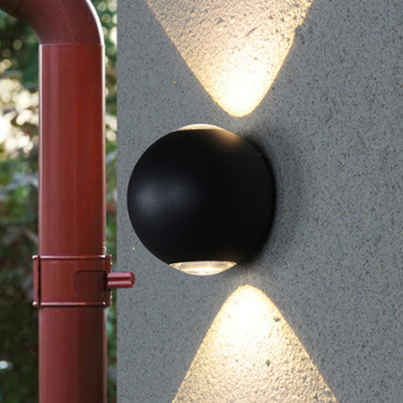 Frendorf | Abgerundete Schatten Veranda Wandlampe Aluminium Warm/Weiß Beleuchtung LED Modern Stilvolle Wandleuchte in Schwarz