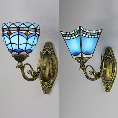 Frendorf | Nautische Wandlamp mit Kuppel/Schwalbenschwanzform Buntglas 1 Licht Wandmontage Licht in Blau