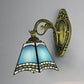 Frendorf | Nautische Wandlamp mit Kuppel/Schwalbenschwanzform Buntglas 1 Licht Wandmontage Licht in Blau
