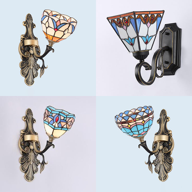 Frendorf | Buntglas Wandbeleuchtung mit Barock/Blume/Edelstein/Magnolie Muster Tiffany 1 Licht Innen Wandleuchte in Blau