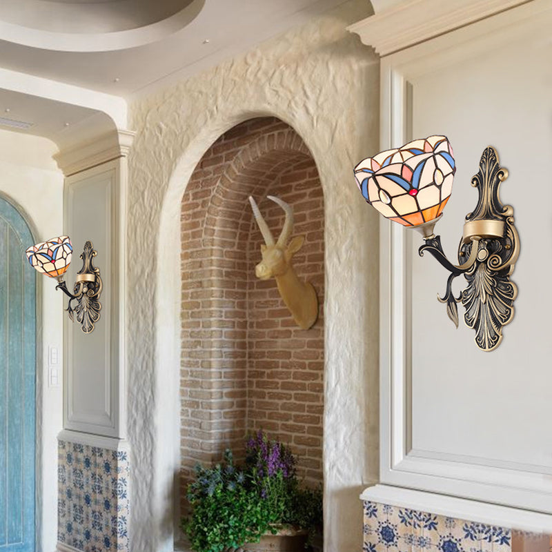 Frendorf | Buntglas Wandbeleuchtung mit Barock/Blume/Edelstein/Magnolie Muster Tiffany 1 Licht Innen Wandleuchte in Blau