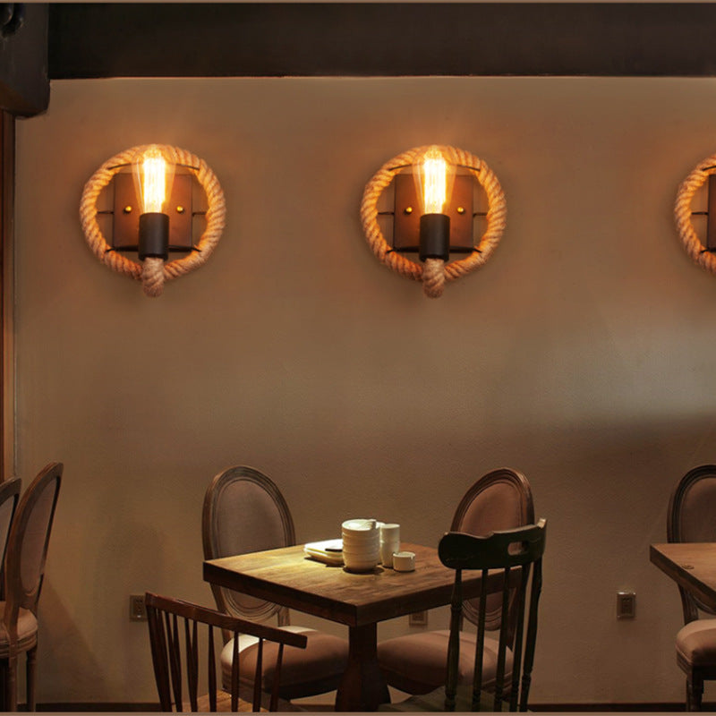 Frendorf | Lopende Vorm Touw Wandlamp Rustiek 1-Kop Gang Wandlamp met Baan Lamp Ontwerp in Hout