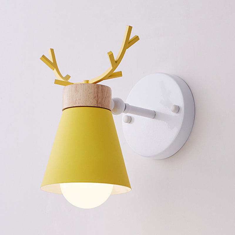 Frendorf | Rotierender Kegel-Schirm-Wandleuchte Nordic Metall 1-Licht Kinderzimmer Leseleuchte mit Geweih-Dekor