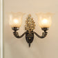 Frendorf | 1/2-Licht Wandleuchte Vintage Blossom geschnitzte Glas Wandlampe mit gebogenem Arm in Schwarz für das Wohnzimmer