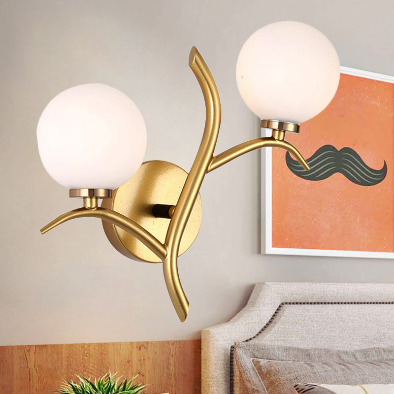 Frendorf | 2 Lampen Witte Glas Wandlamp Moderne Goud/Zwarte Globe Eettafel Wandlamp Licht met Takvormigem Arm