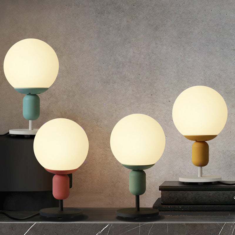 Weißes Gläsernes Sphärisches Nachttlicht Macaron 1 Kopf Tischlampe für Kinderzimmer