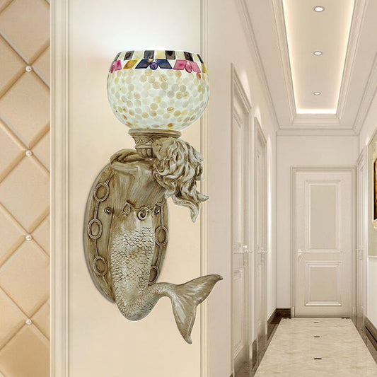 Frendorf | Shell Bowl/Dome Wandlampe Rustikal Tiffany 1 Licht Wandleuchte mit Harz Meerjungfrau in Beige