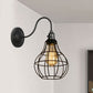 Frendorf | Industrielle Globe/Träne Käfig Wand Sconce Metall 1 Glühbirne Metallische Wandbeleuchtung mit Schwanenhalsarm in Schwarz