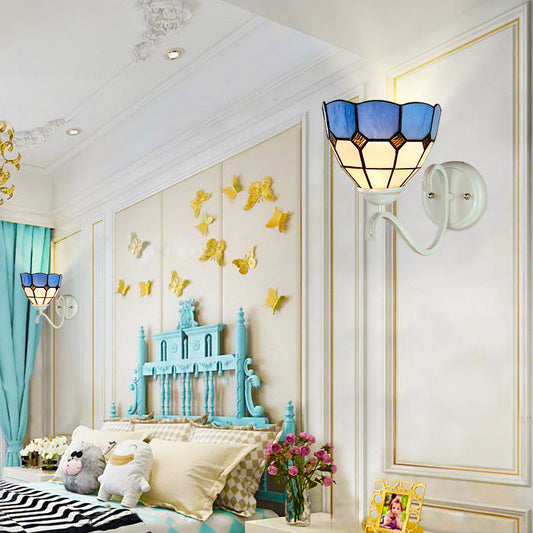 Frendorf | Nautical Glas-in-lood Koepel / Swallow-Tail Wandmontage Licht 1 Licht Binnenwand Sconce Licht in Wit