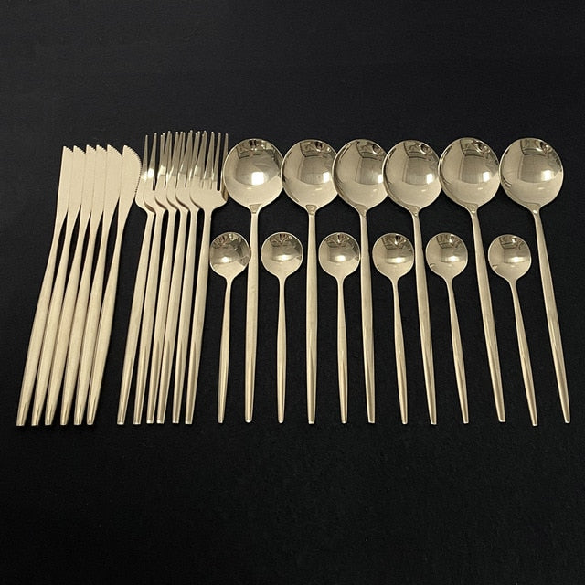 24 teiliges Edelstahl Besteckset Elegantes Spiegel Geschirr Set