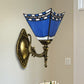 Frendorf | Blaue Pyramid Wandbeleuchtung Nautical Mission 1 Licht Buntglas Wandmontage Licht für Foyer