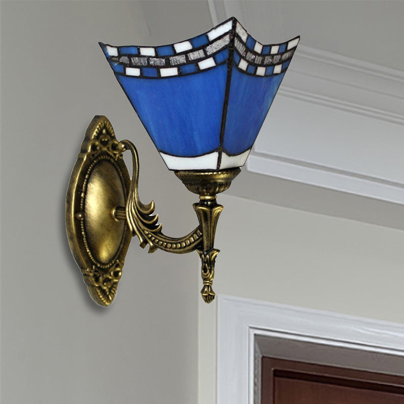 Frendorf | Blaue Pyramid Wandbeleuchtung Nautical Mission 1 Licht Buntglas Wandmontage Licht für Foyer