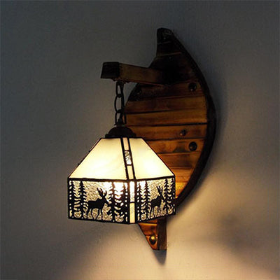 Frendorf | Klein Huis Wandmontage Fixture Tiffany Gevlekt Glas 1 Licht Wandlamp Fixture met Hert en Boom Patroon in Helder/Beige