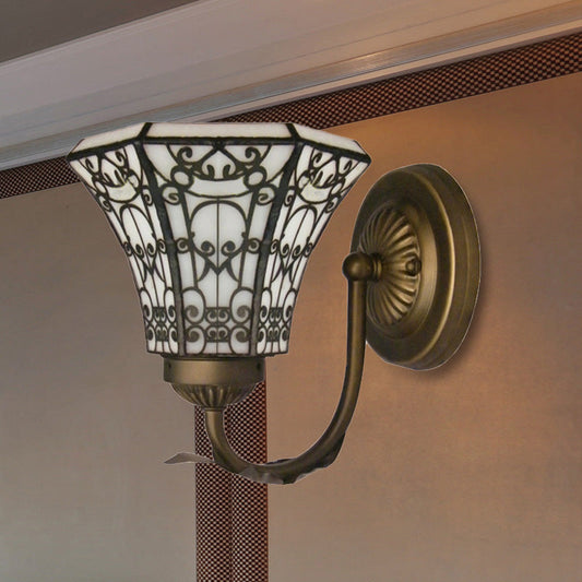 Frendorf | Tiffany stijl mini wandlamp met gebogen arm 1 licht kunstglas wandverlichting in verouderd messing