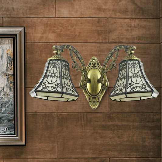 Frendorf | Beige Gläserne Glocke Wandbeleuchtung mit Zaun Design 2 Köpfe Rustikale Lodge Wandleuchte