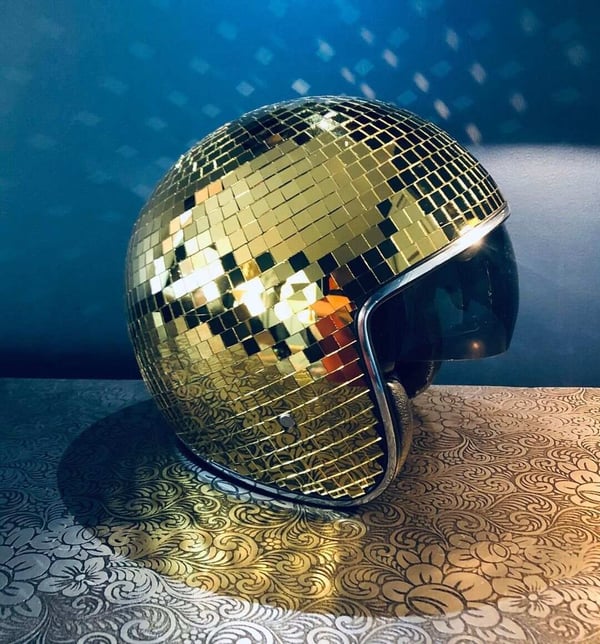 Frendorf | Disco-Kugel-Helm mit einziehbarem Visier