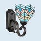 Frendorf | Tiffany Stil Mission Wandmontage Fixture Gegravur Glas 1 Licht Wand Sconces in Blauw-Wit/Blauw/Beige/Wit voor Trap