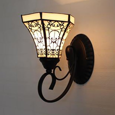 Frendorf | Kleurvolle Wandlamp Lodge Glas-in-lood 1 Licht Wandlamp Armatuur in Wit/Bruin/Blauw voor Corridor