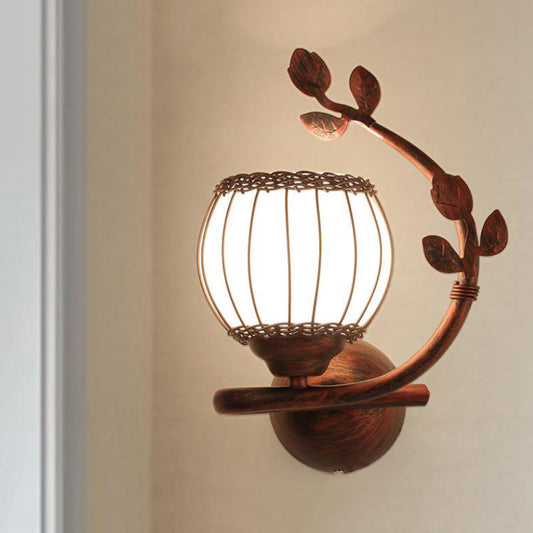 Frendorf | 1 Licht Schlafzimmer Wandmontierte Lampe Rustikaler Dunkles Holz Wandlampe mit Kugel Milchglas Schirm, Rechts/Links