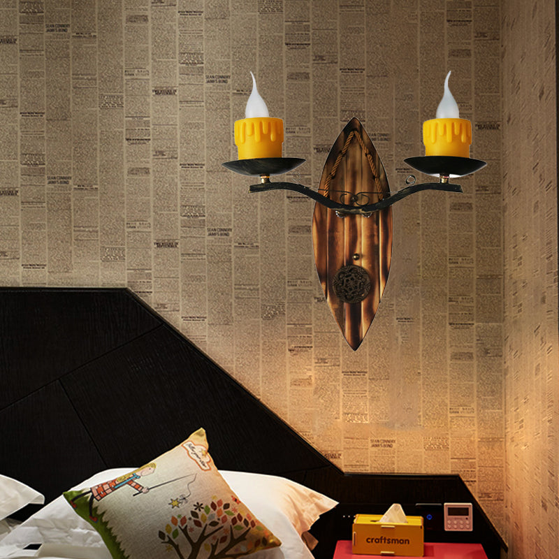 Frendorf | 2 Lichten Kaars Wandlamp Vintage Geel Hars Sconces Lichtarmatuur met Houten Achterplaat