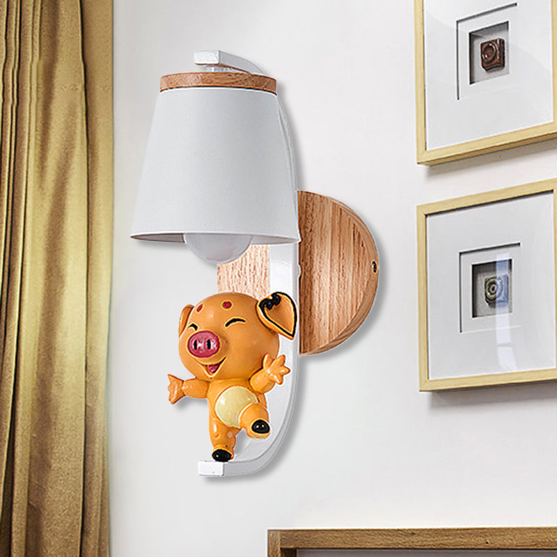 Frendorf | 1 Licht Bucket Wandlamp met Dansende Piggy Moderne Schattige Metalen Wandlamp in Wit voor Kleuterschool