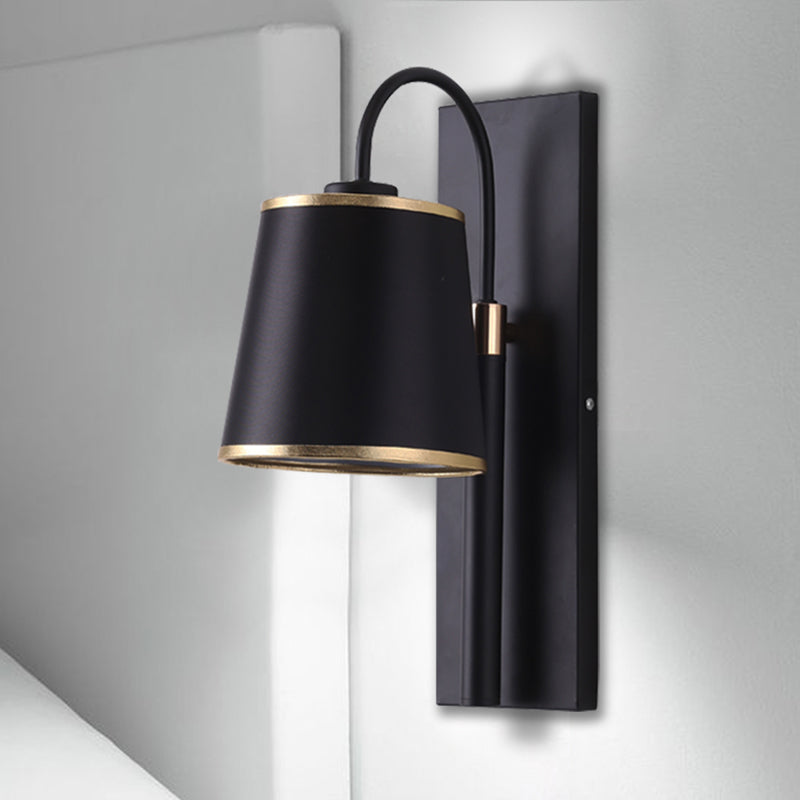 Frendorf | Tapered Schlafzimmer Wandwandleuchte Schwarzes Gewebe 1 Licht Vintage Stilvolle Wandleuchte mit Schwanenhalsarm