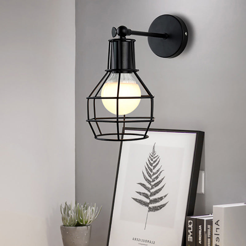 Frendorf | Globe Schlafzimmer Wandleuchte Lampe Metall 1 Kopf Industrie Stil drehbare Wandlampe mit Drahtschutz in Schwarz