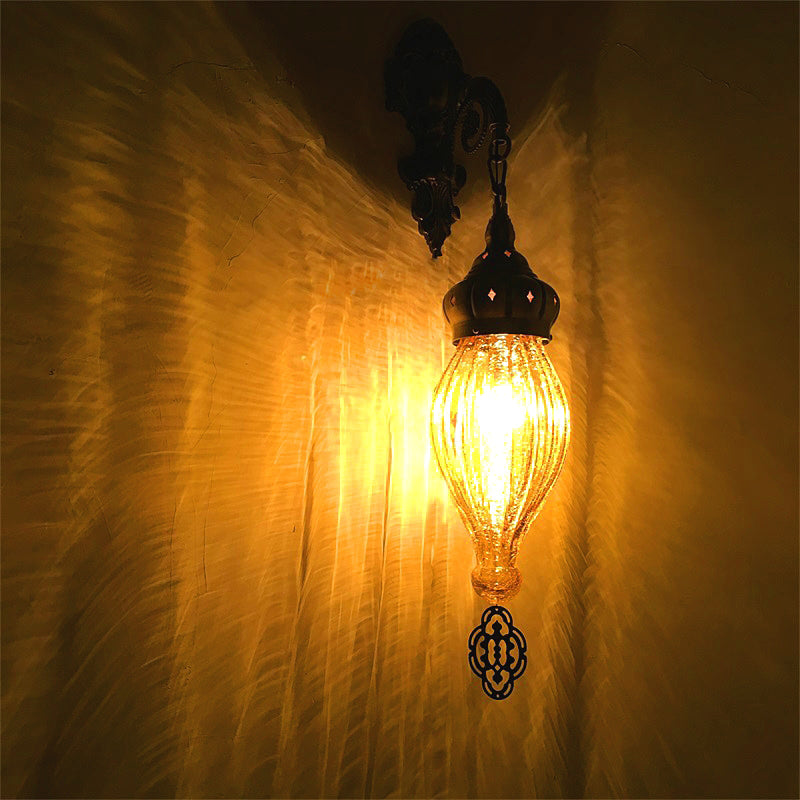 Traditionelle Tropfen-Wandleuchte Schwarz/Weiß/Hellblaues Glas 1 Kopf Wandmontierte Lampe mit geschnitztem Metallarm