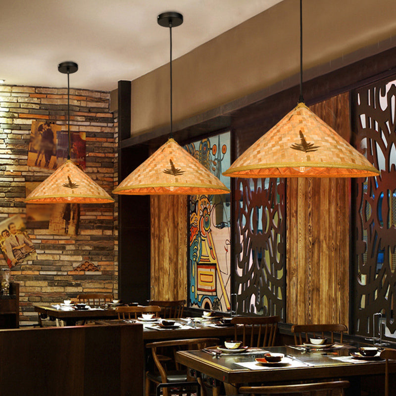 Asiatisch inspirierte Bauernhut-Anhänger aus Bambusgewebe 1 Kopf Diner Deckenlampe aus Holz