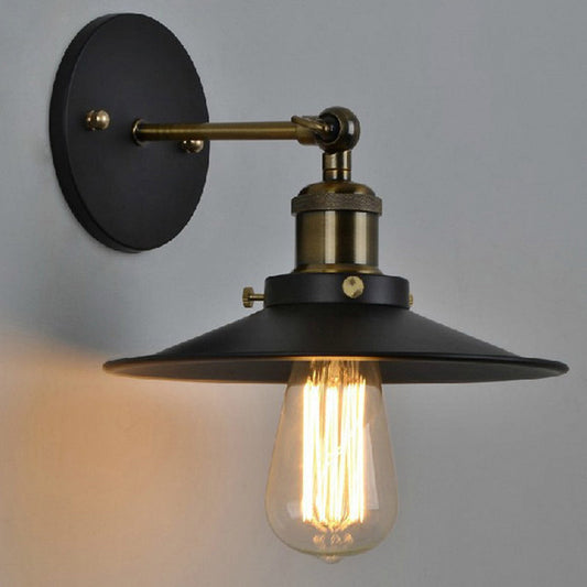 Frendorf | Vintage Industrial Style Wandleuchte Einzellicht mit flachem runden, ausgestellten Metallschirm für die Bar