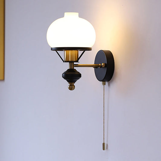 Frendorf | GeoLuxe Französische Geometrische Wandlampe | Eisen & Glas | 1-Licht Design für Wohnzimmer
