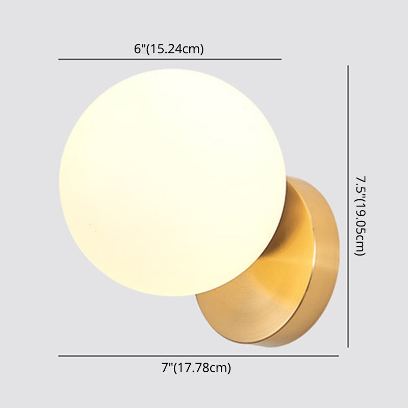 Frendorf | Moderne Eenvoud Muur Lamp 1 Licht Metaal Muur Lamp met Glazen Bal Schaduw
