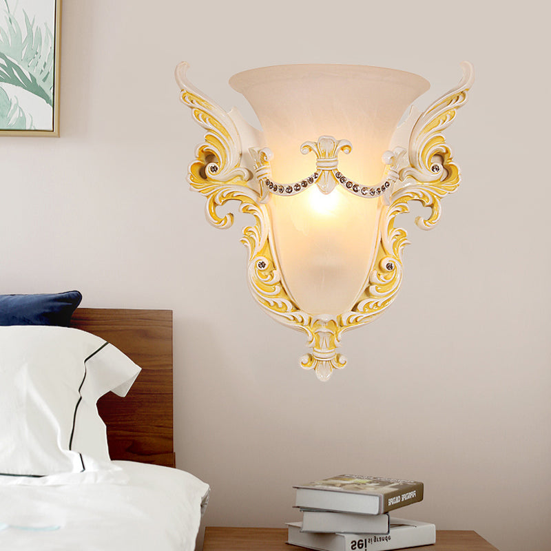 Frendorf | Bell Frosted Glass Wandlamp Koloniaal 1 Lampe Wohnzimmer Deckenlampe in Weiß/Gold/Weiß und Gold