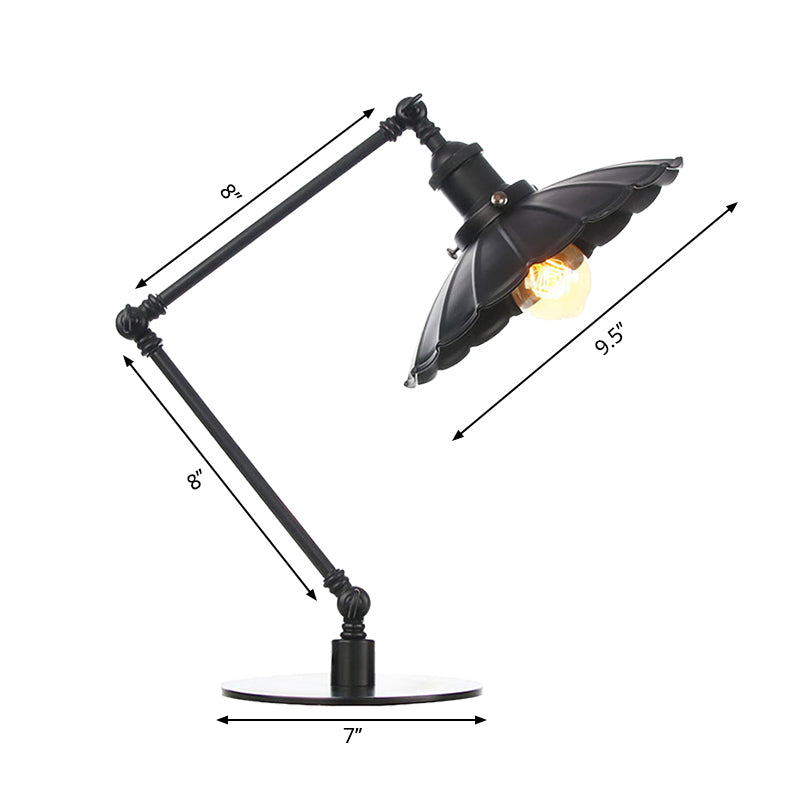 1 Glühbirne Studienzimmer Tischbeleuchtung Vintage Stilvolle verstellbare schwarze/ messingfarbene Tischlampe mit gewelltem Metallschirm