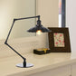 1 Glühbirne Studienzimmer Tischbeleuchtung Vintage Stilvolle verstellbare schwarze/ messingfarbene Tischlampe mit gewelltem Metallschirm
