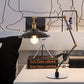 1 Glühbirne Studienzimmer Tischbeleuchtung Vintage Stilvolle verstellbare schwarze/ messingfarbene Tischlampe mit gewelltem Metallschirm