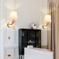 Frendorf | Stof Witte/Rode/Blauwe Wandlamp Tapered Bell 1-Lichts Traditionele Wandlamp voor Slaapkamer met Kristallen Ddrop