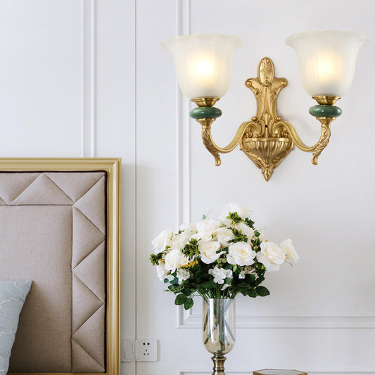 Frendorf | 1/2-Head Bell Wandlamp Vintage Stijl Opal Glass Wandmontage Lamp met Gouden Gebogen Arm voor Bedzijde