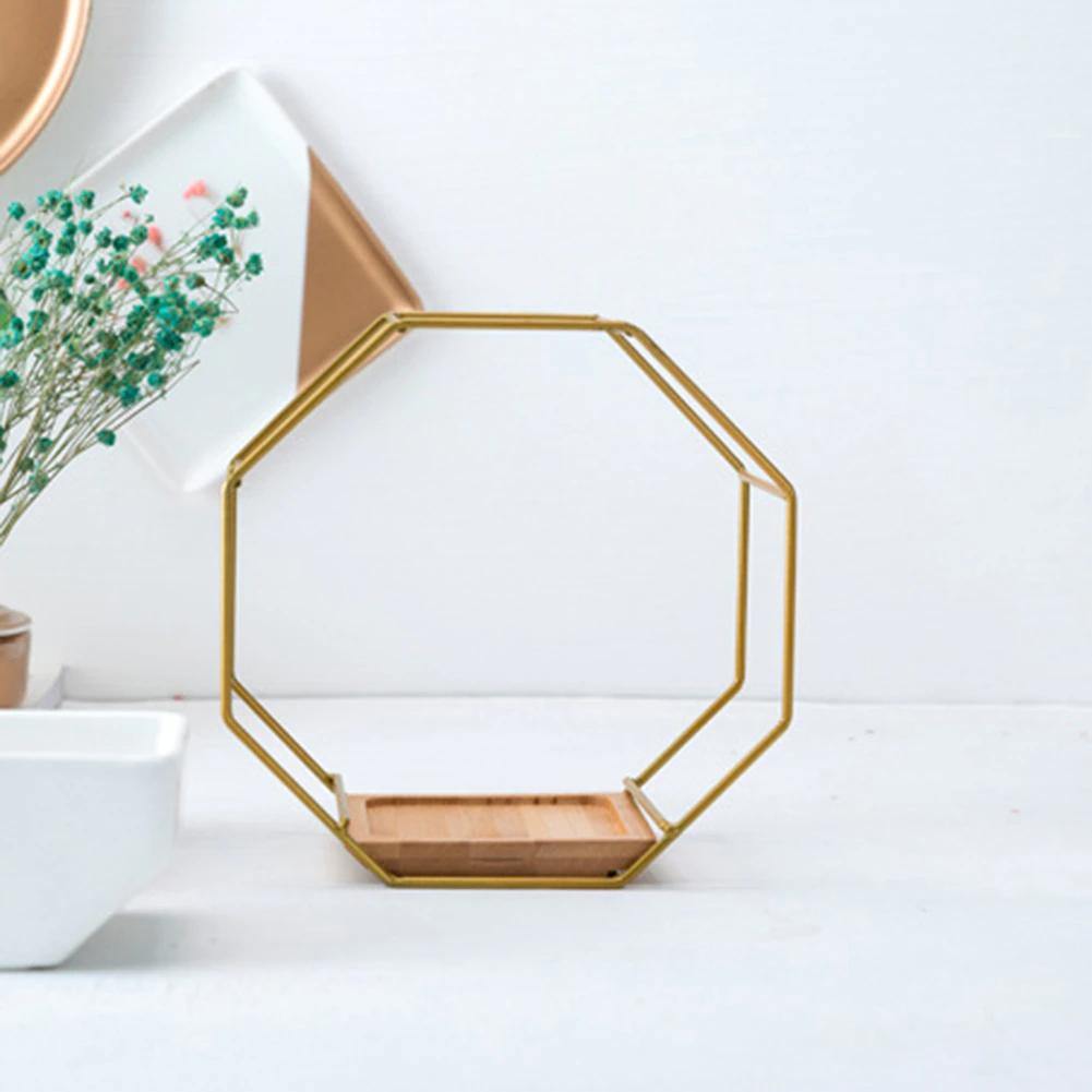 Frendorf | GeoFrame Keramik Wandpflanztopf mit Metallrahmen | Octagon Design