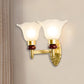 Frendorf | 1/2-Head Wandlamp met Bloemblad Schaduw Opal Glas Vintage Stijl Slaapkamer Wandlamp in Goud