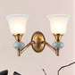 Frendorf | 1/2-Head Wandleuchte mit Glockenschirm Mattglas Vintage Schlafzimmer Wandleuchte in Messing
