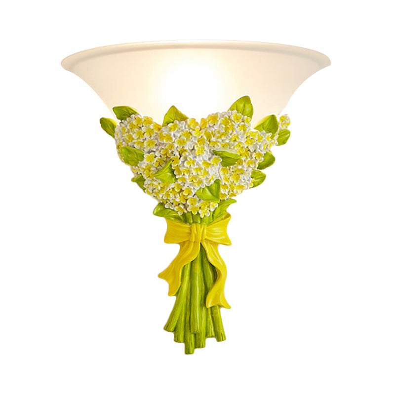 Frendorf | 1-Head Frosted Glass Wandleuchte Modern Weiße Schmale Wandlampe mit Gelb/Pink Gypsophila Blumenarrangement Element
