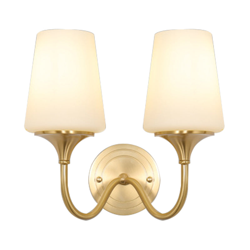 Frendorf | 1/2-bowl kegelvormige schaduw wandlamp hedendaagse stijl witte glazen wandkandelaar verlichting in brons voor slaapkamer