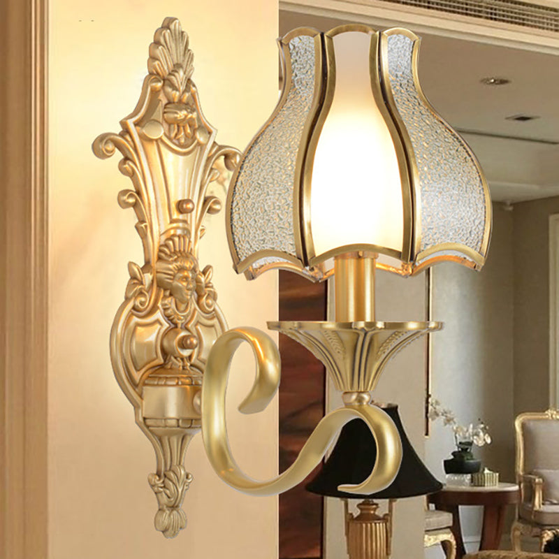 Frendorf | 1/2 Fassung Metall Wandlampe Traditionell Messing Geschwungen Wohnzimmer Wandlicht Leuchte