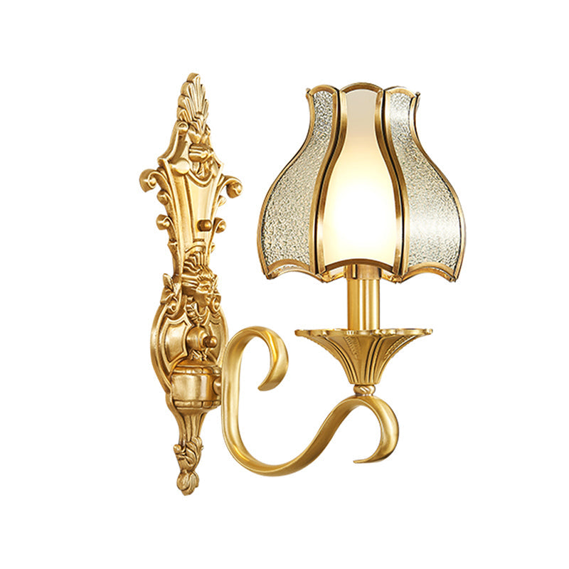 Frendorf | 1/2 Fassung Metall Wandlampe Traditionell Messing Geschwungen Wohnzimmer Wandlicht Leuchte