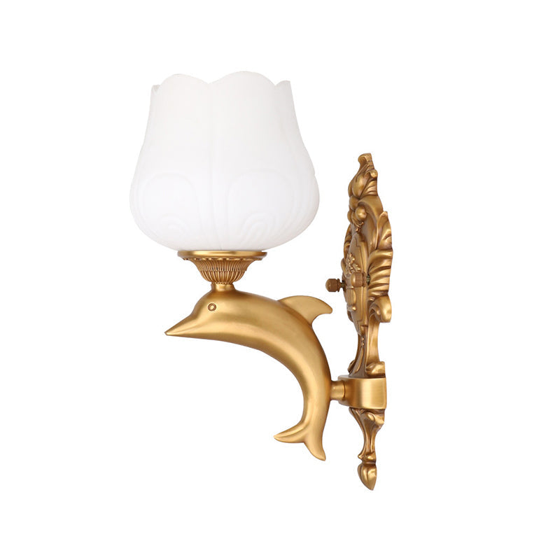 Frendorf | 1 Glühbirne Blüten Wandbeleuchtung Vintage Stil Weißes Glas Wandlicht mit goldenem Delfin Dekor