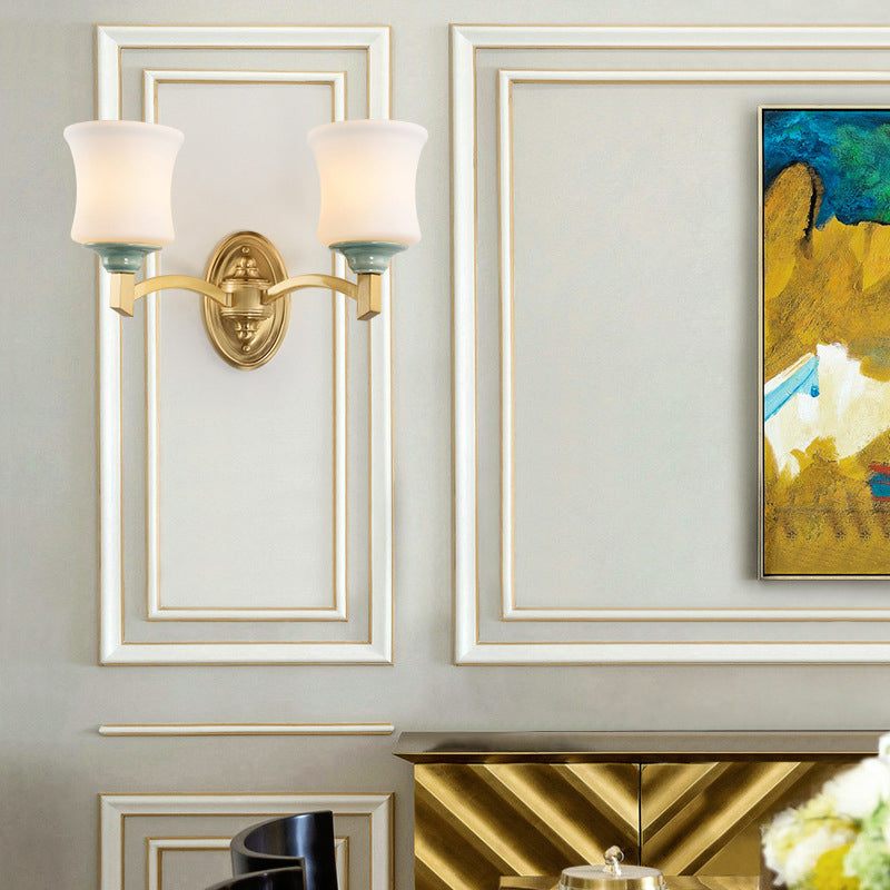 Frendorf | 1/2-Licht Wandleuchte Modernismus Stil Glockenschirm Milchglas Wandleuchte in Gold für Esszimmer